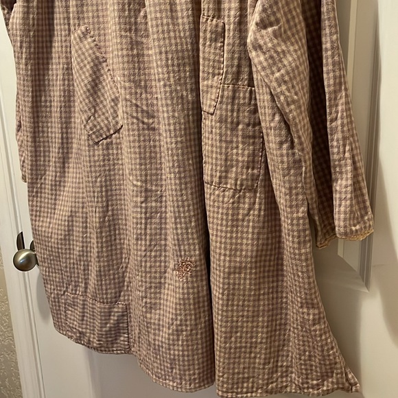 Magnolia Pearl Early Release Lavender Jam Gingham Apple Picker Tunic - Picture 8 of 9